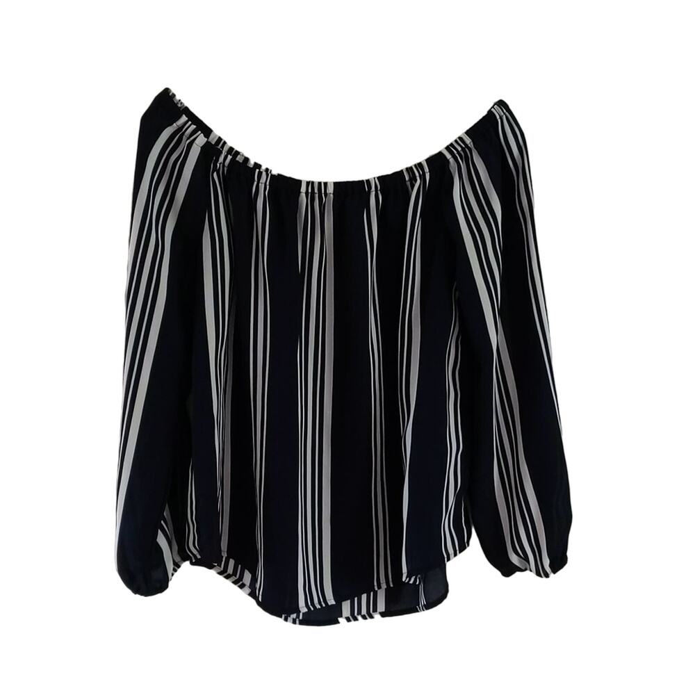 EUC blu pepper Off Shoulder Top, S